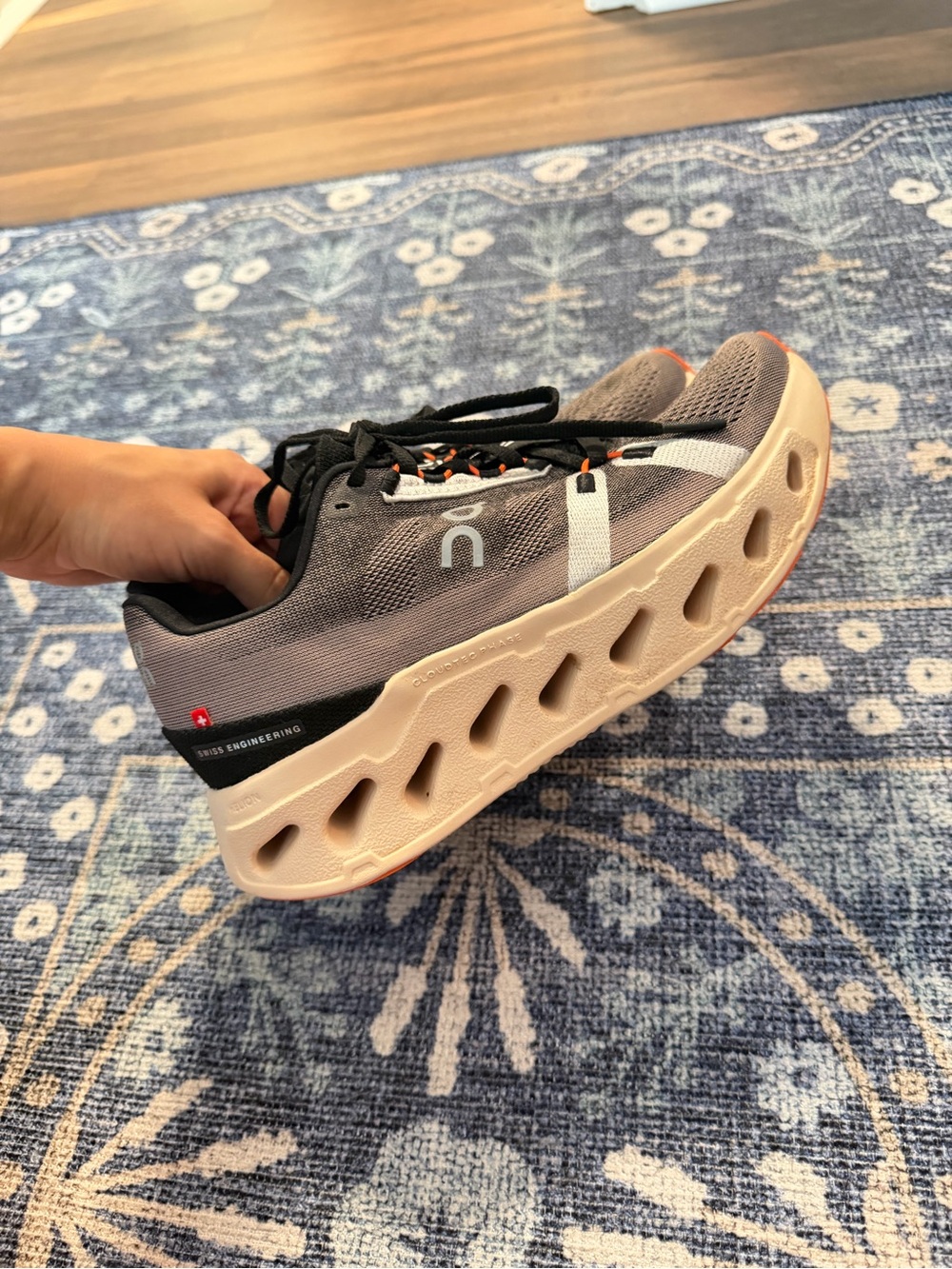 On Cloud Cloudeclipse Gray Running Sneakers with Orange Accents - Picture 4 of 6